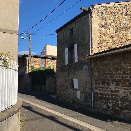 La Maisonnette Auvergnate Vertaizon Bagian luar foto