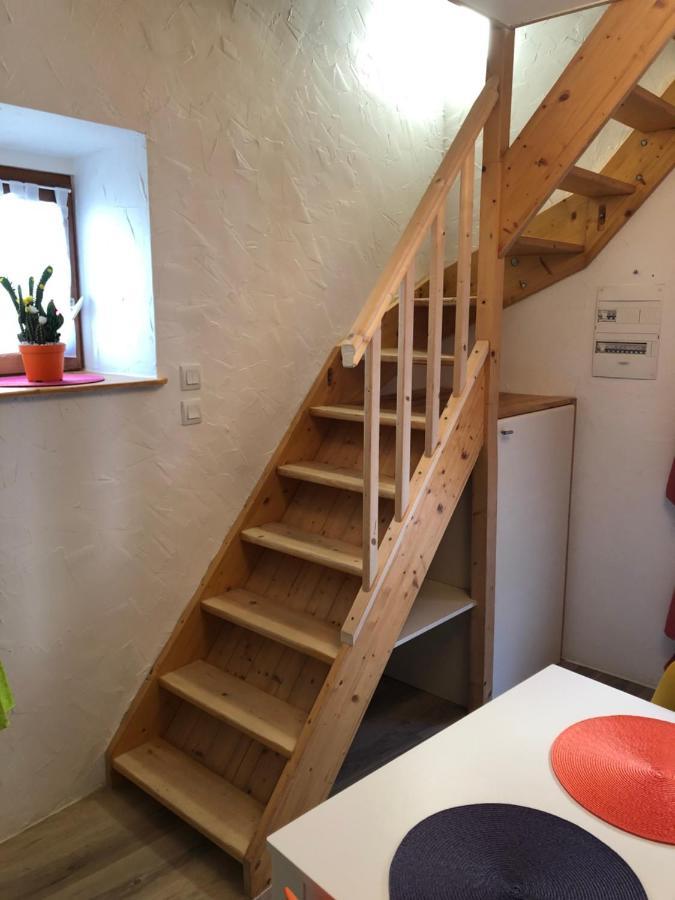 La Maisonnette Auvergnate Vertaizon Bagian luar foto